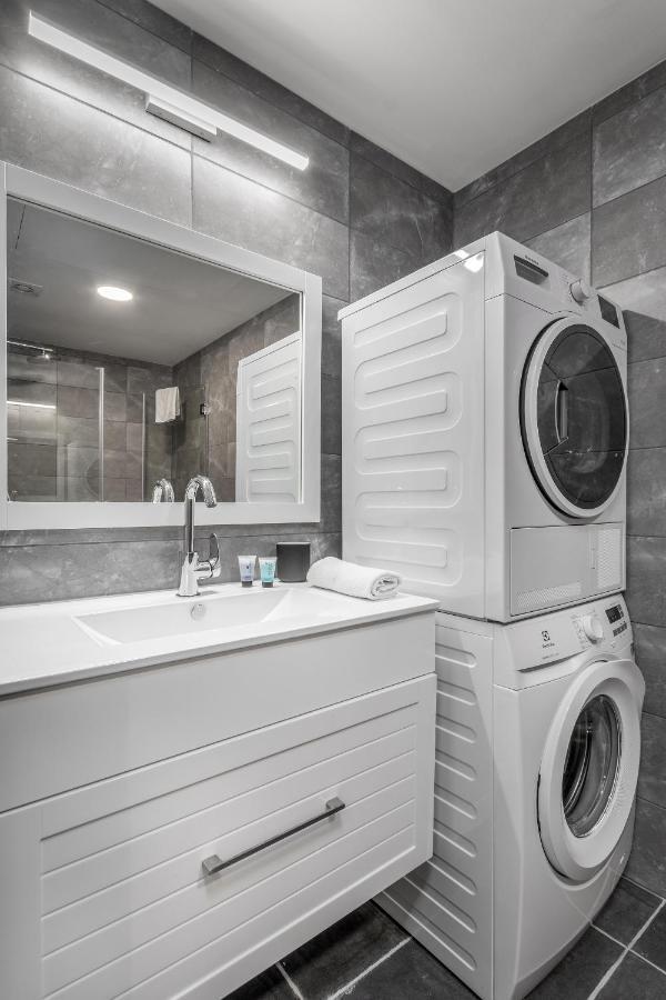 Stunning 1 Bdr With Balcony On Sheinkin St Apartment Тел Авив Екстериор снимка
